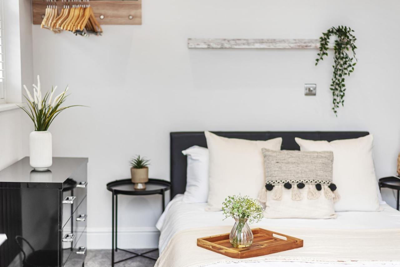 Apartment Locket - Cosy With Balcony
